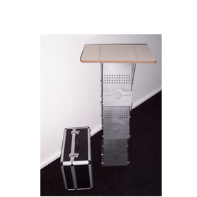 Faltbarer Prospektständer als Theke mit Deckelplatte ( B 52 x T 37 cm) und 3 Alu – Ablagen