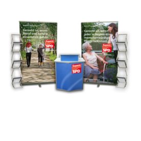 Messestand bestehend aus einer sehr stabilen Aluminium Falttheke (PR.02), 2 Rollups (RO.03 oder RO.04) und 2 Prospektständer (PA.03)